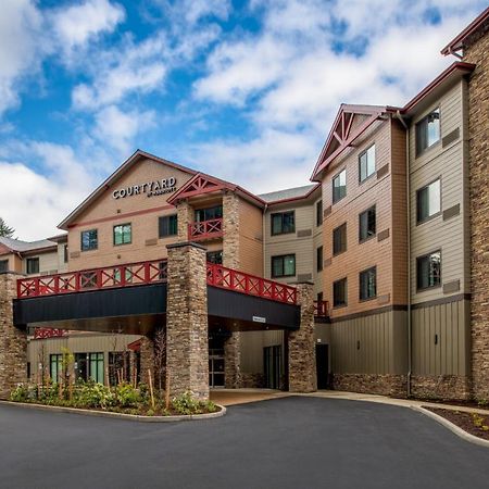 Отель Courtyard By Marriott Олимпия Экстерьер фото