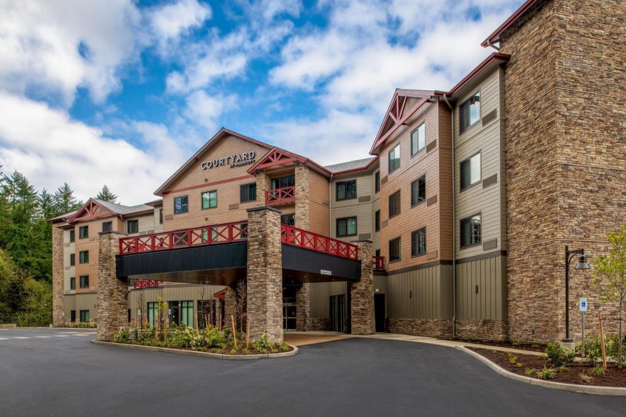 Отель Courtyard By Marriott Олимпия Экстерьер фото